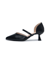 Tacones bajos de cuero con punta puntiaguda